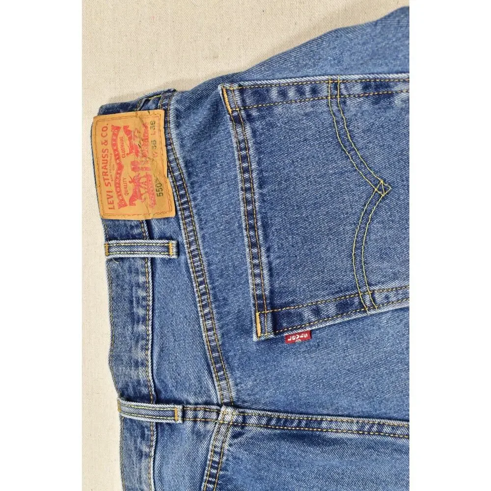 Levi's 550 Relaxed Fit Men's Jeans Blue 38x36 Medium Wash Denim Retro Style